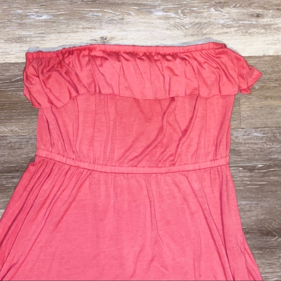 Pink Ruffles - Picture 2 of 5